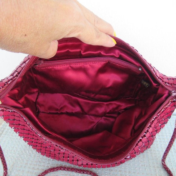 Vintage GC Metallic Mesh Shoulder Bag, Made in Hong Kong Medium Size, Red - Picture 9 of 15